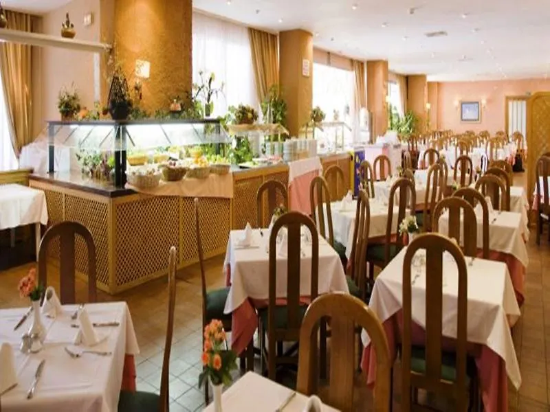 Hotel Globales Mimosa Palmanova 4*,